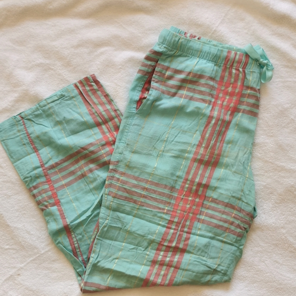 Victoria's Secret Plaid Pajama Bottoms (Unworn)